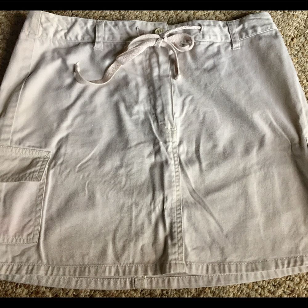 Cotton skirt in cream by Express size 9/10